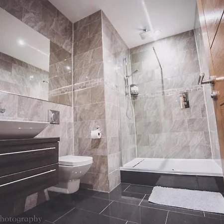 Impressive 3 Bedroom Aberdeen Exterior foto